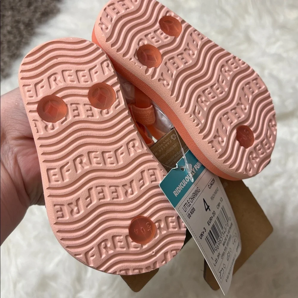 NWT Reef Light Pink Peach Parfait Toddler Little Charming Sandals Size 4